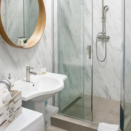 Corina Summerland * Mamaia