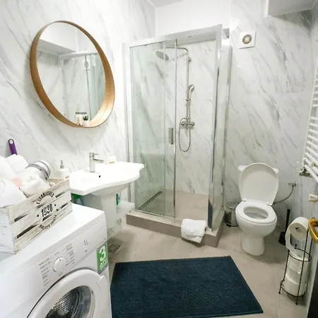 Corina Summerland * Mamaia