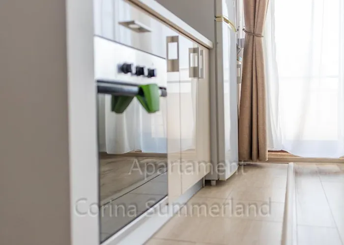 Corina Summerland Mamaia