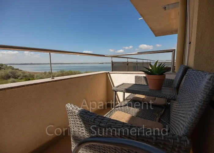 Corina Summerland * Mamaia